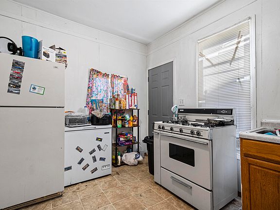 4th image of 1530 S 5th St