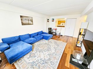 6800 N Sheridan Rd #3, Chicago, IL 60626