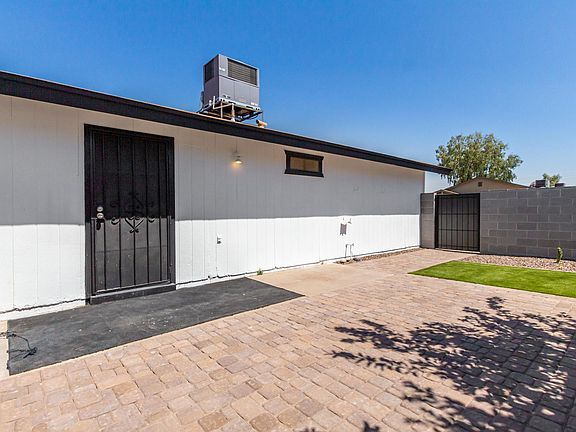 4th image of 4654 E Camino St #1