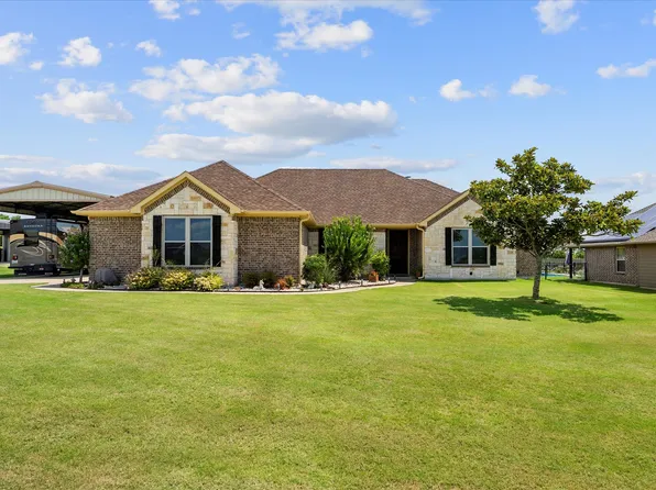 509 Brooks Dr, Nevada, TX 75173