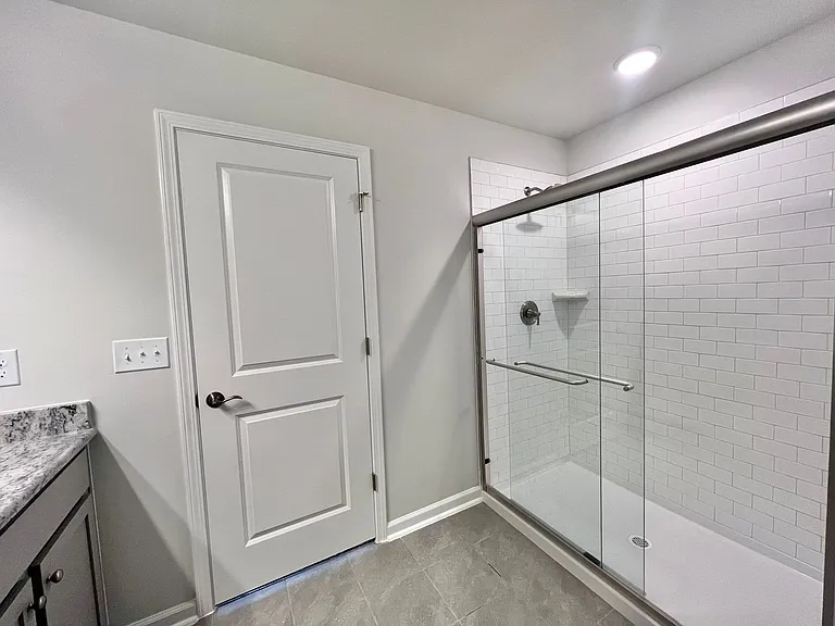 870 McKenzie Park Ter — Photo 12