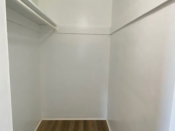 3rd image of 3048-3050 E Princeton Ave