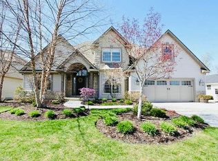 16342 Academy Dr, Strongsville, OH 44136