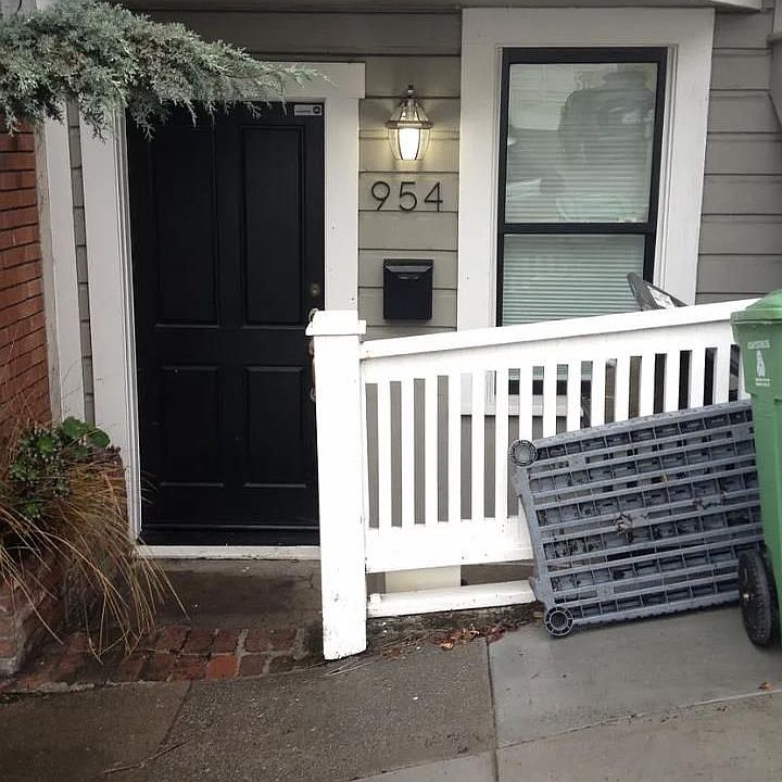 1st image of 954 Rhode Island St