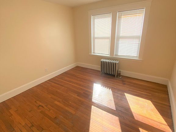 3rd image of 57 Hilda St APT 1