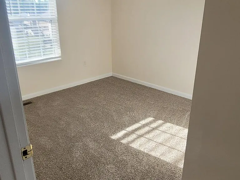 2938 Donjoy Dr — Photo 12