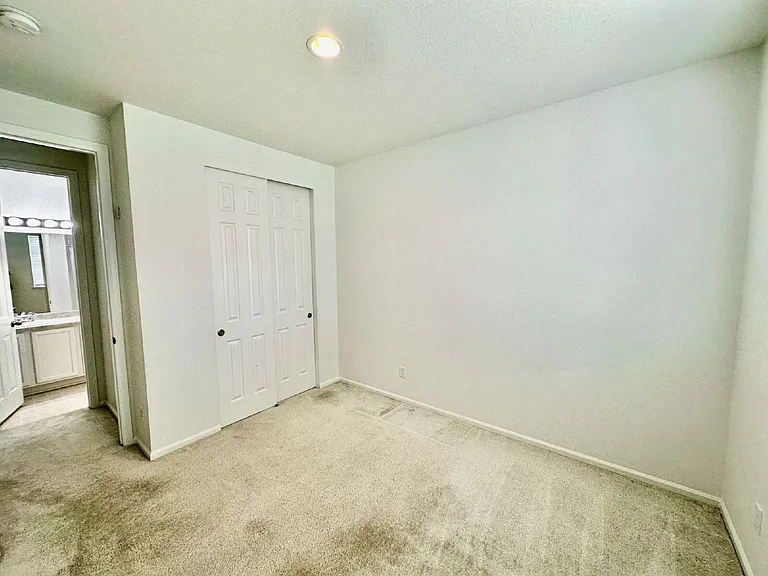 3983 Castle Vista Dr — Photo 24