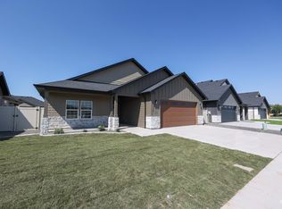 528 Falling Leaf Ln, Twin Falls, ID 83301