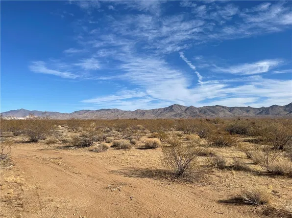 3955 N Aguila Road, Golden Valley, AZ 86413