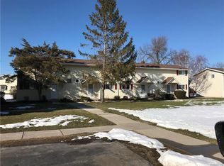 4933 Tuscarora Rd, Niagara Falls, NY 14304