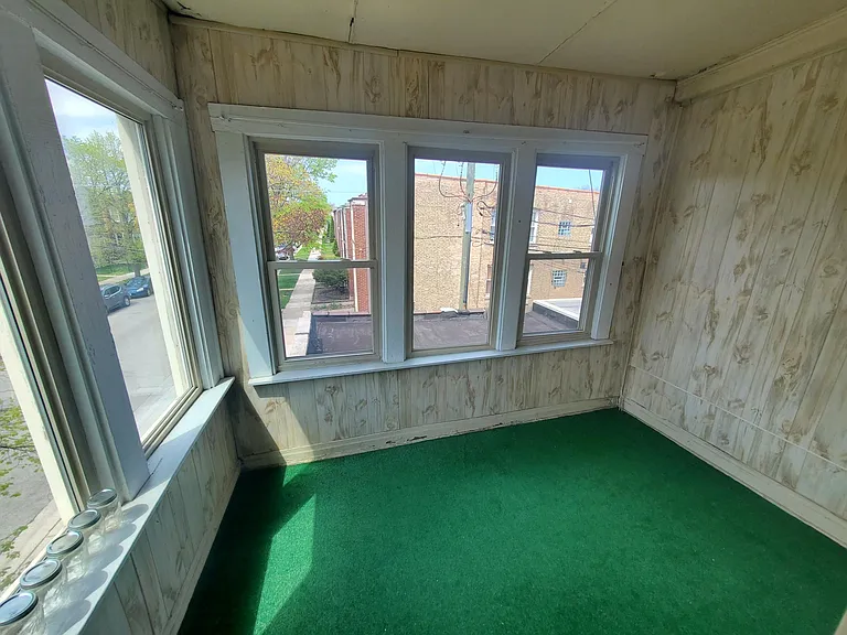 3024 W Addison St #2 — Photo 8