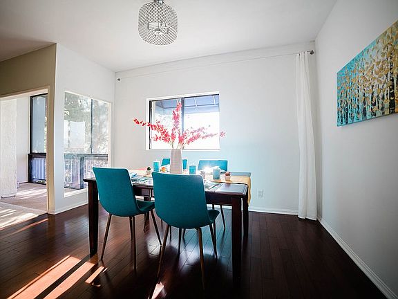 3rd image of 613 Cabrillo Villas