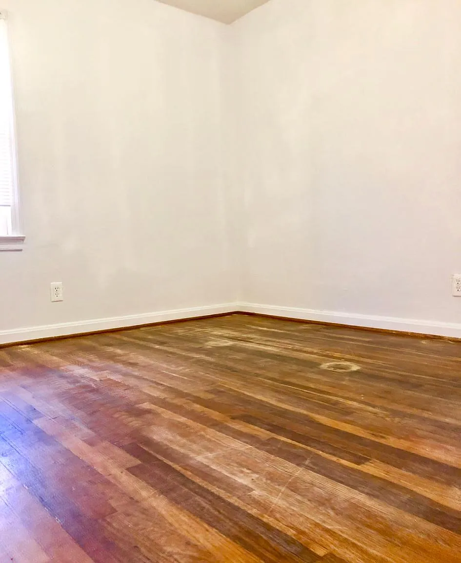 3 bed, 951 sqft, $1,450 — Photo 3