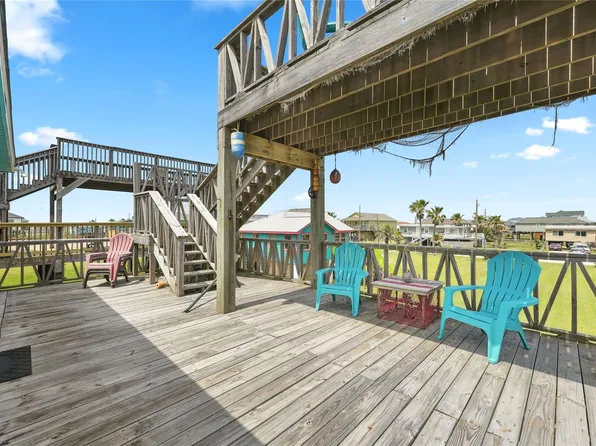 214 Sand Dune Ct, Surfside Beach, TX 77541