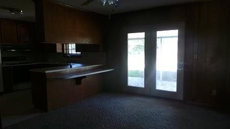 4th image of 1521 Phalrose Ln