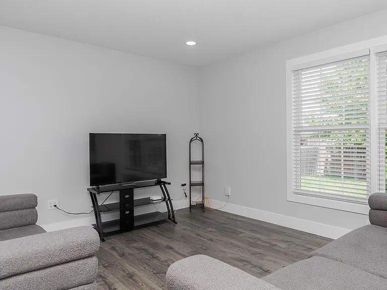 3020 Grey Hawk Dr — Photo 28