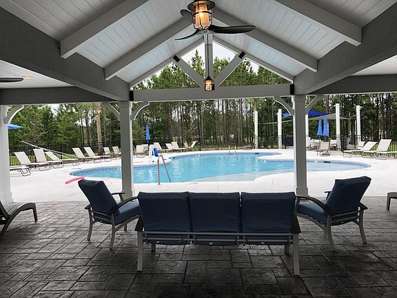 4th image of 112 Belmont Cir #10000