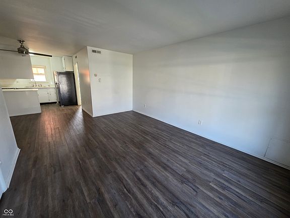 2nd image of 3809 Biscayne Rd