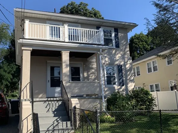 40 Sterling Rd, Waltham, MA 02451