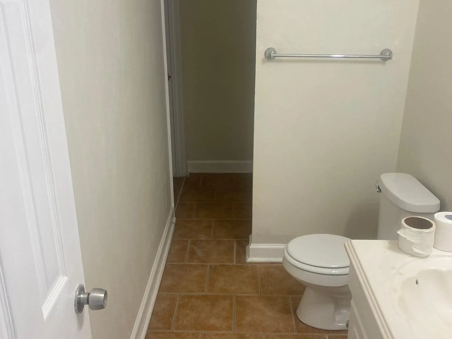 3 bed, 2000 sqft, $1,400 — Photo 4