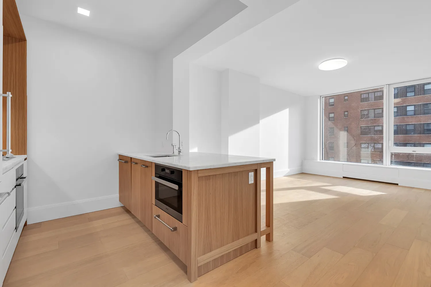 368 3rd Ave APT 3A photo 1