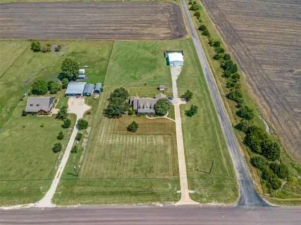 2614 County Road 596, Nevada, TX 75173