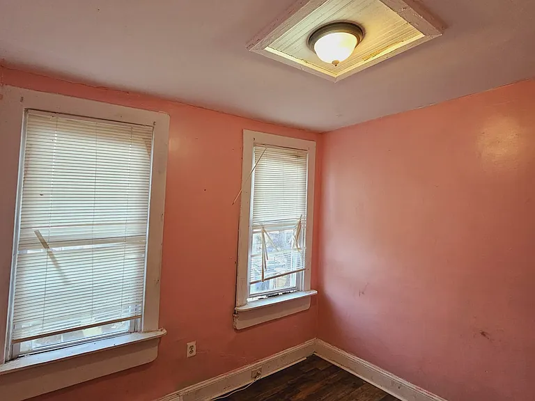 11 S Hilton St — Photo 19