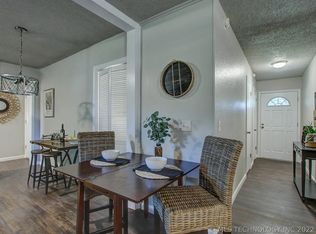 4301 S Elm St, Broken Arrow, OK 74011