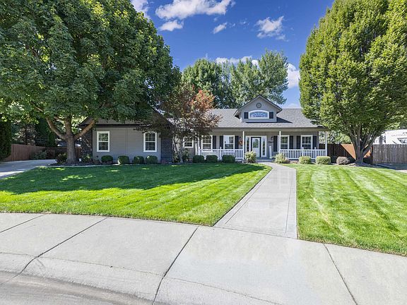 4th image of 1560 W Yellowstone Ct