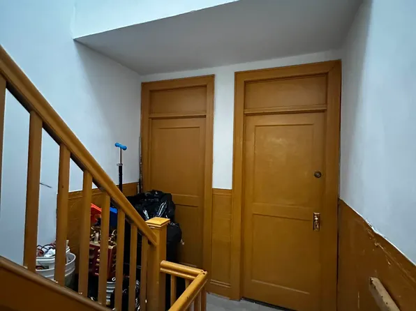 41-25 52nd Street image 14 of 24