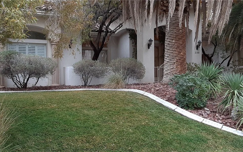 2100 Bogart Ct