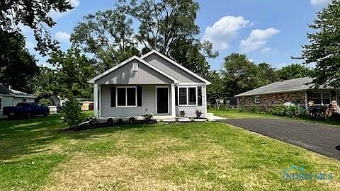 1st image of 1738 Welker Ave