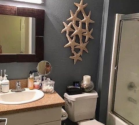 2nd bathroom, guest bathroom