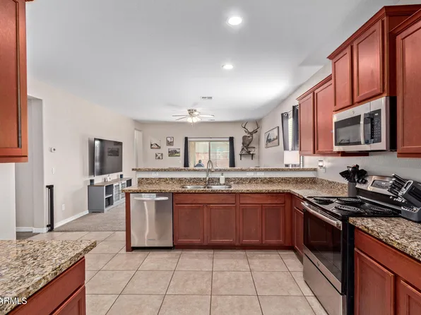 25447 W HEATHERMOOR Drive, Buckeye, AZ 85326