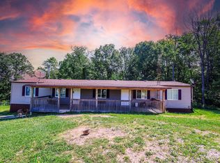 424 Powers Rd, Frenchburg, KY 40322
