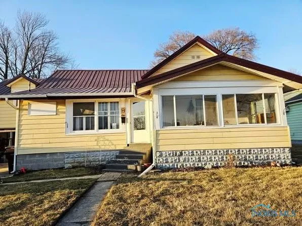 319 Defiance Ave, Hicksville, OH 43526