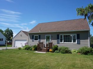 53 Hillcrest Dr, Brewer, ME 04412