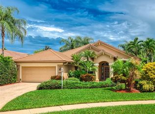 6539 Waters Edge Way, Lakewood Ranch, FL 34202