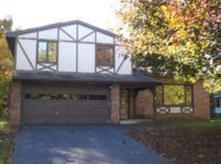 74 Richmond Dr, Shelburne, VT 05482