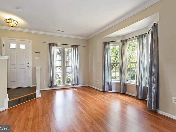 3rd image of 8384 Hunter Murphy Cir