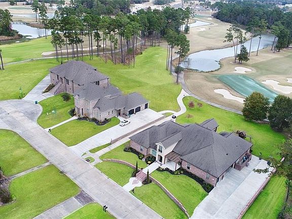 3rd image of 2704 Roberts Ct