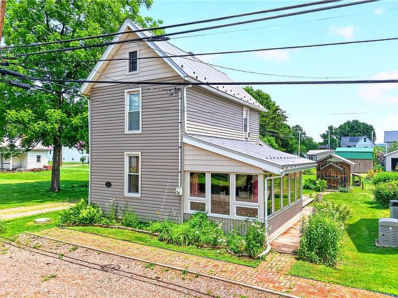 2nd image of 511 Jacobs St
