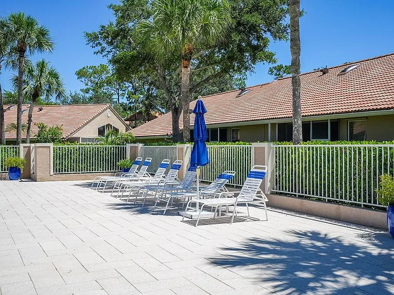1143 Duncan Cir #103 — Photo 35