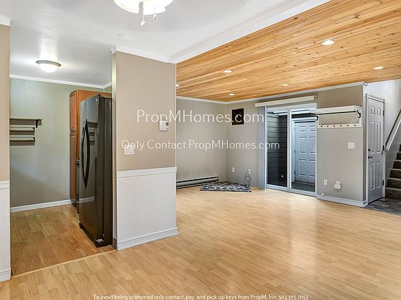 4th image of 1640 Village Park Pl