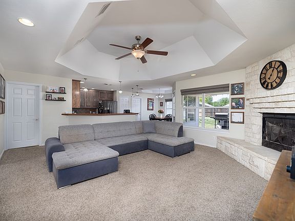 4th image of 3230 Walnut Hill Dr