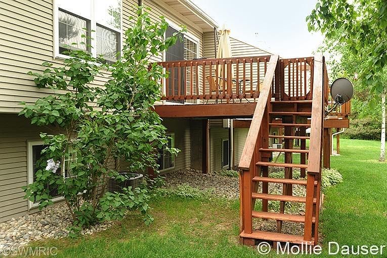 1st image of 677 Strawberry Valley Ave NW