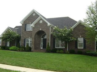 3700 Silver Sun Dr, Bowling Green, KY 42104