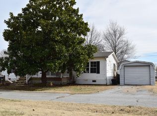 25690 S 608th Ct, Grove, OK 74344