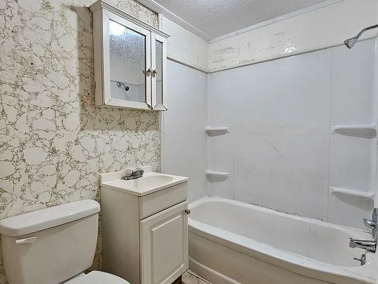 3330 Jean Ave — Photo 7