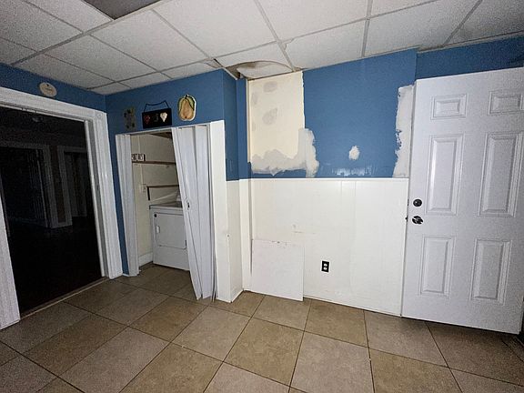 5th image of 56 Harrison Ave Floor 1